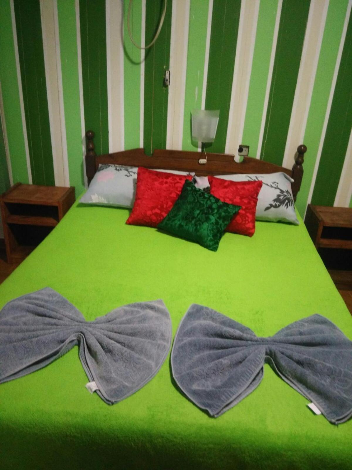 Hotel Y Residencial Amigos Пуэрто-Игуасу Экстерьер фото