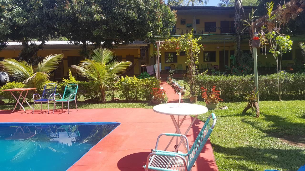 Hotel Y Residencial Amigos Пуэрто-Игуасу Экстерьер фото