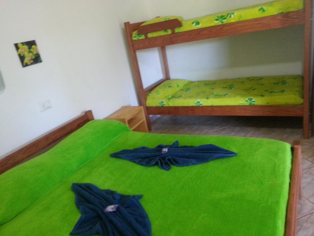 Hotel Y Residencial Amigos Пуэрто-Игуасу Экстерьер фото